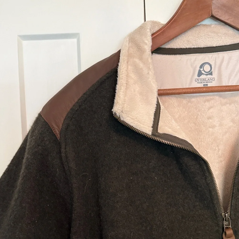 Men's Dark Brown Zip-Up Fleece Jacket - Picture 5 of 7